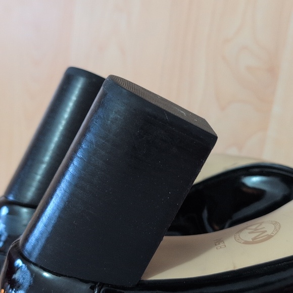 MICHAEL Michael Kors Black Patent Leather Loafers with Gold Accents - Picture 4 of 7